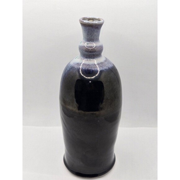 Ceramic Vessel in Variants of Blue to Top Vase Gorgeous - Picture 5 of 10